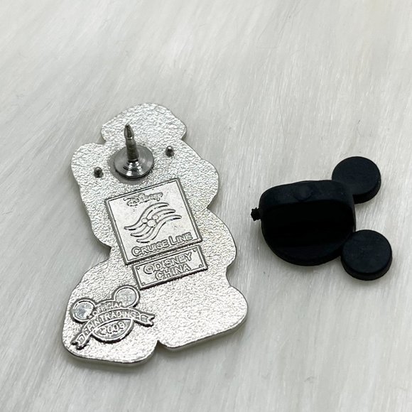 🔮‎ 5/$25 Disney Cruise Line Chip N Dale Cute Dale Sailor Pin - Picture 3 of 3